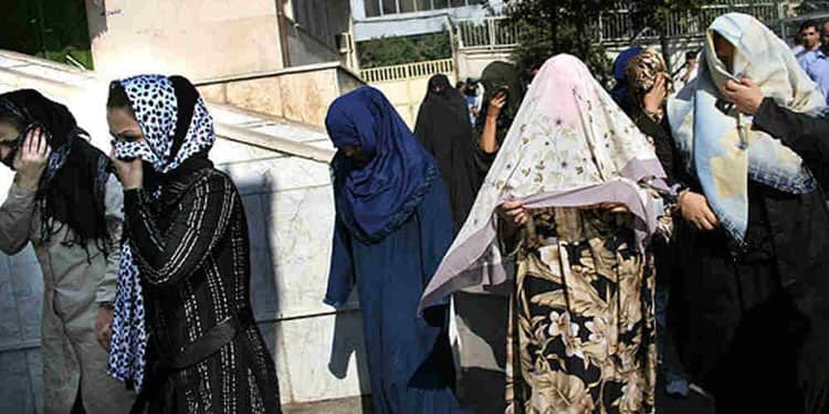  سن تهريب الفتيات الإيرانيات يبلغ أقل من 14 عامًا
