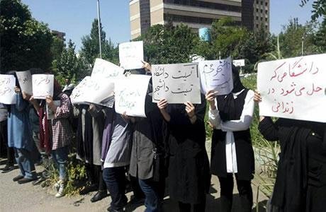شرکت فعال زنان در اعتراضات ایران