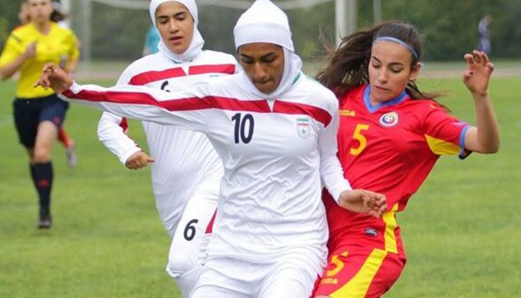 تیم فوتبال زنان ایران اجازه بازی در استادیوم آزادی را ندارد