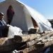 زنان زلزله زده ورنکش، بیمار و بی خانمان در سرمای شدید رها می شوند