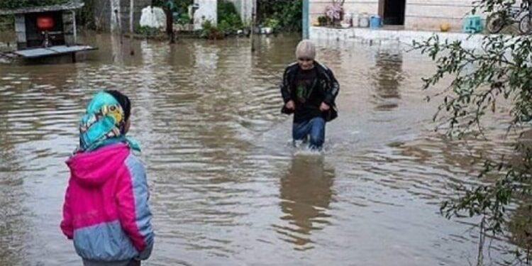 خسارات سنگین سیلاب های ویرانگر در ۱۲ استان ایران - مرگ دو زن در بوشهر