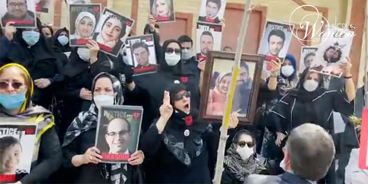 اوجی تازه در اعتراضات زنان ایران با شعار تحریم انتخابات