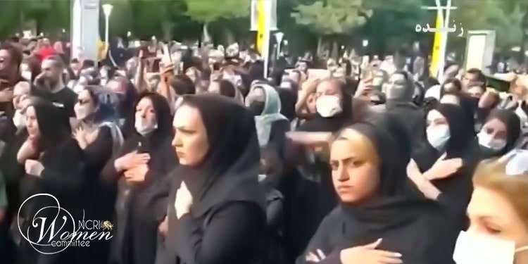تظاهرات ضدحکومتی هزاران نفر در دهها شهر ایران 