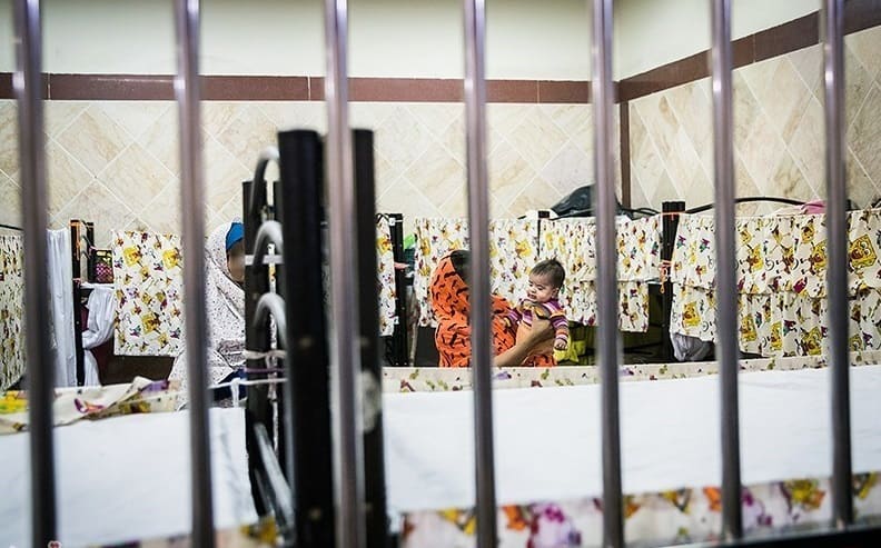 رئیس زندان قرچک عامل اصلی شکنجه زنان 