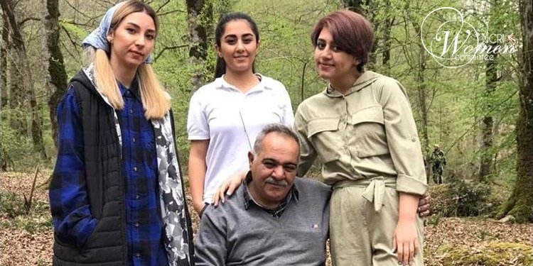 زندانی سیاسی مریم اکبری منفرد به مدت سه ماه از ملاقات محروم می شود