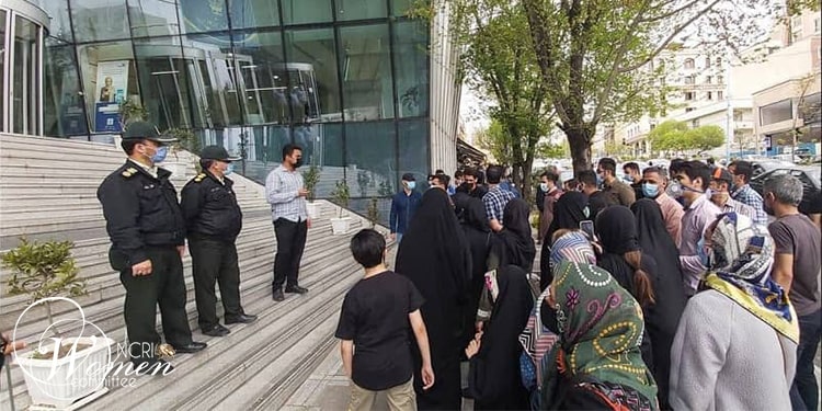 Les retraités et les pensionnés iraniens ont également organisé des manifestations à Karaj, 