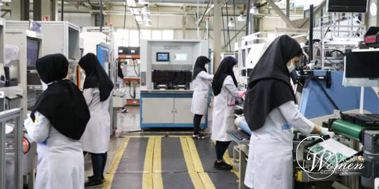 En Iran, les travailleuses sont les premières à être licenciées