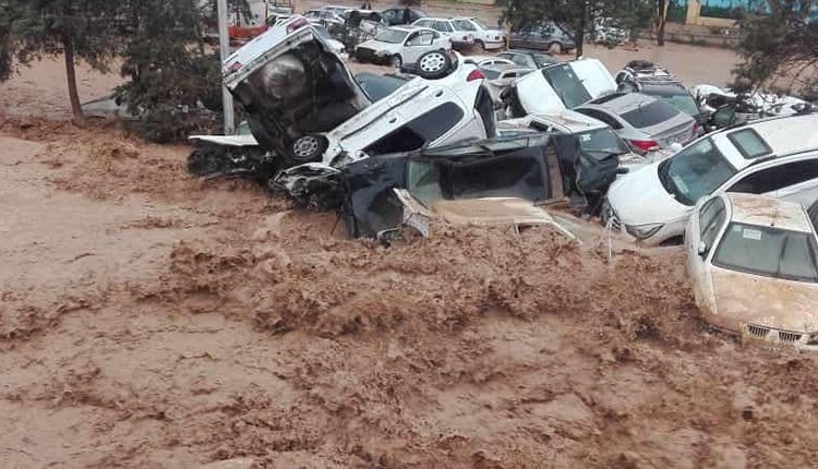 Flash floods in 25 Provinces of Iran kill at least 11 women 1