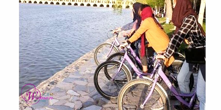 Cyclists banned in Isfahan
