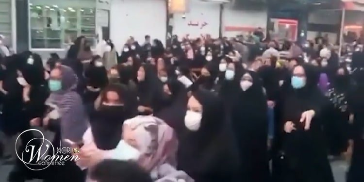 A glance at the anti-government protests in Iran and the role of women