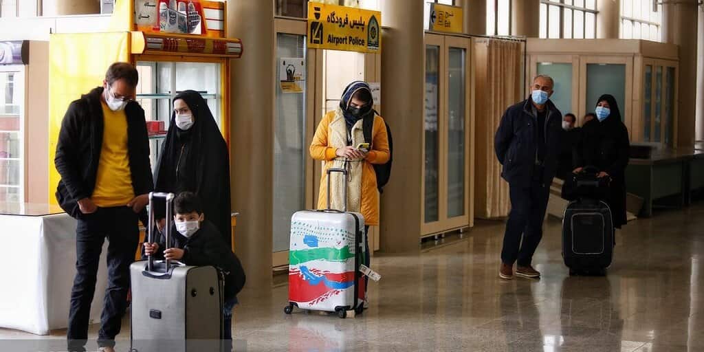 Banning entry of improperly veiled women to Shiraz airport
