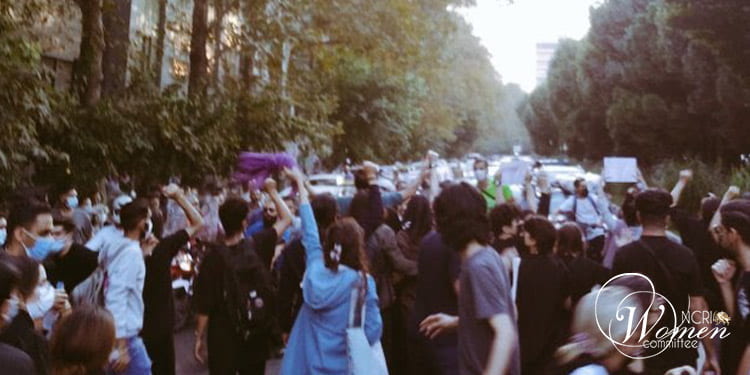 On the fifth day of Iran protests, more cities and universities join in