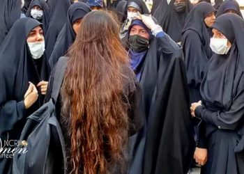 Unveiled and improperly veiled women to be fined 3 million tomans in the new Iranian year