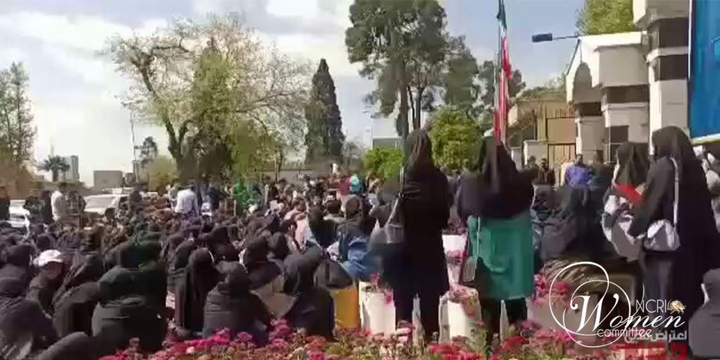 Iranian nurses held protests to demand their unfulfilled rights. 
